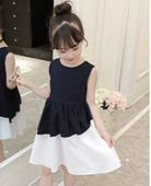 Актуална детска рокля разкроен модел с панделка 