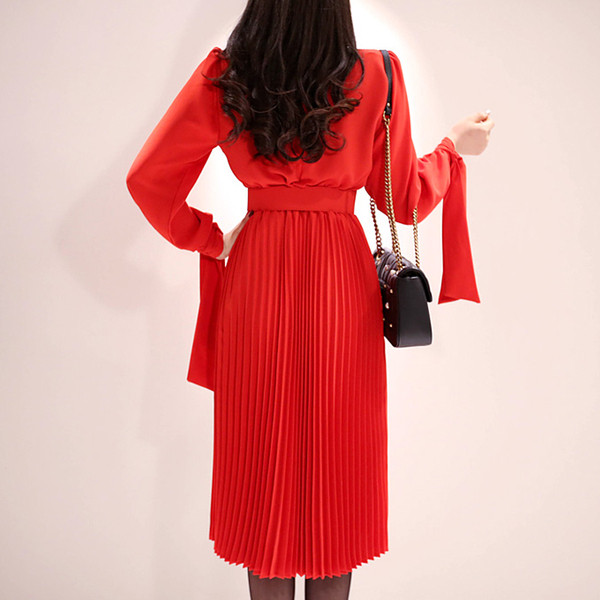 Stílusos női ruha hosszú ujjú piros színben