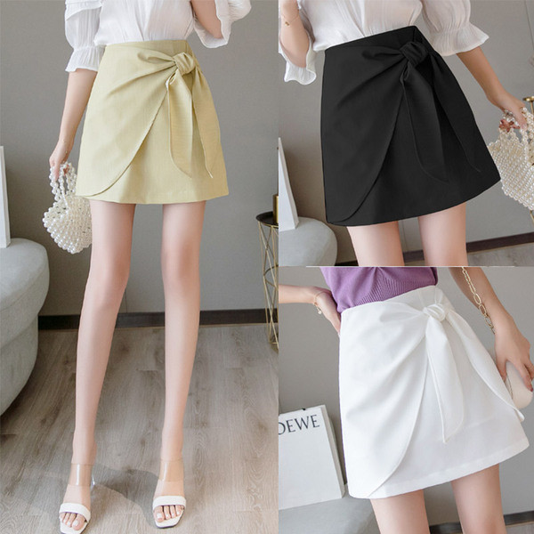 Modern női szoknya magas derékkal, fehér, fekete és sárga színekben