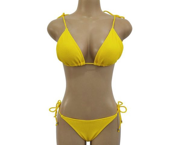 Model de costum de baie simplu din doua piese cu top triunghiular si cravate in mai multe culori