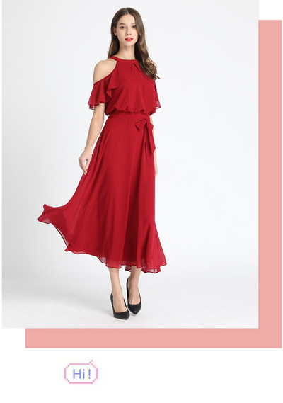 Κομψό γυναικείο φόρεμα με γυμνά ώμους και συνδέσεις με κόκκινο χρώμα