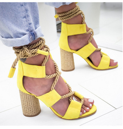 Νέα μοντέλα γυναικεία σανδάλια σε διάφορα χρώματα