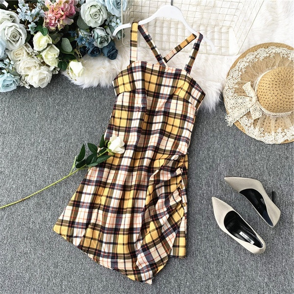 Rochie de dama moderna in carouri model asimetric cu fermoar