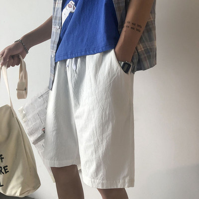 Изчистен модел къси мъжки панталони с джобове в няколко цвята