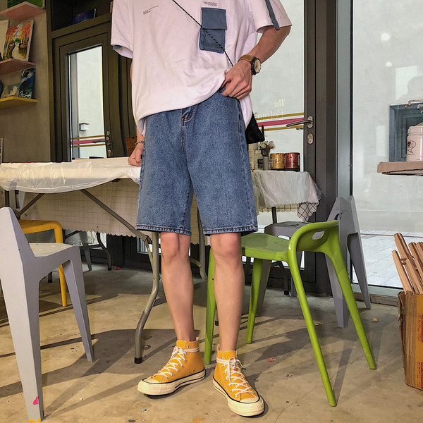 Divatos férfi farmer rövidnadrág világos és sötét színekben