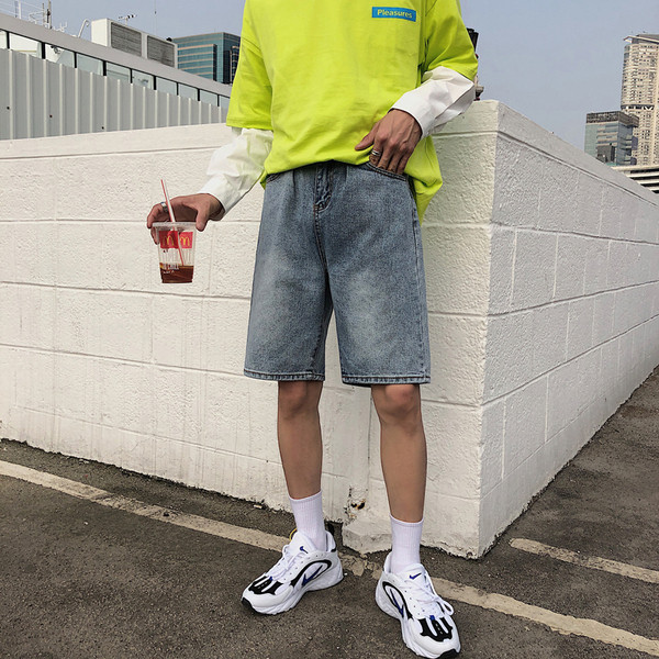 Divatos férfi farmer rövidnadrág világos és sötét színekben