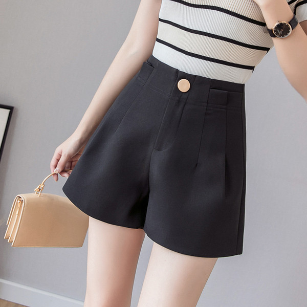 Модерен дамски къс панталон в три цвята