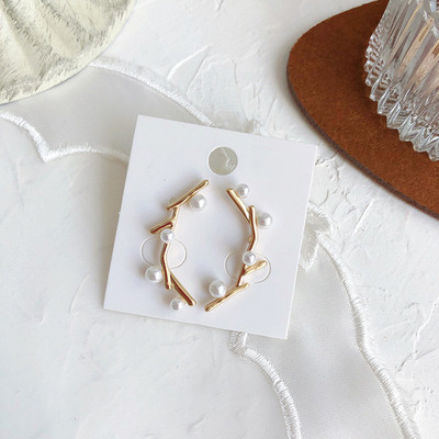 Új modell női fülbevaló arany színű gyöngyökkel