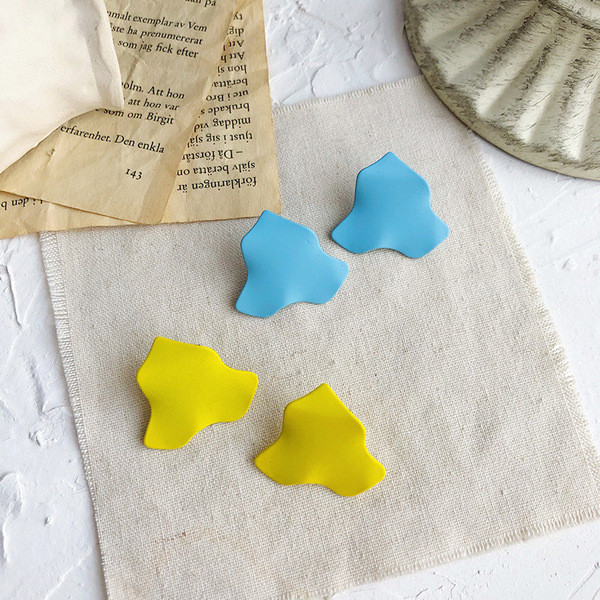 Alkalmi női fülbevaló kék és sárga színben