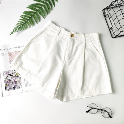 Ежедневни дамски къси панталони в три цвята