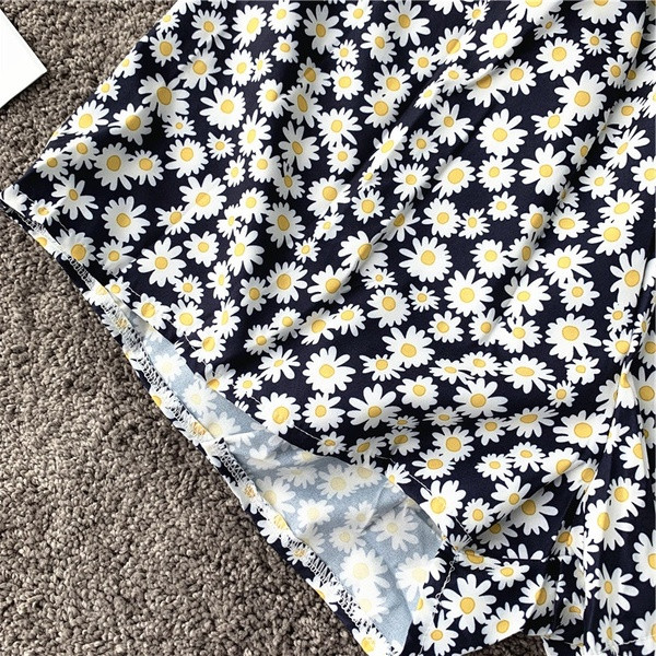 Κομψές γυναικείες φόρμες με κοντό μανίκι