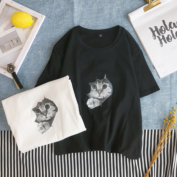 Modern férfi póló széles modell több színben rátéttel