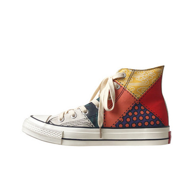 Πολύχρωμα ανδρικά πάνινα παπούτσια με δίχρωμους δεσμούς