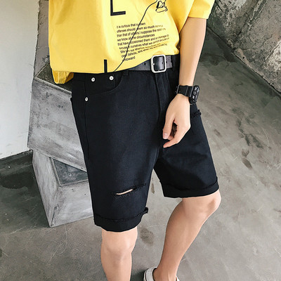 Férfi rövidnadrág új modellje szakadt motívumokkal, fekete és kék színben