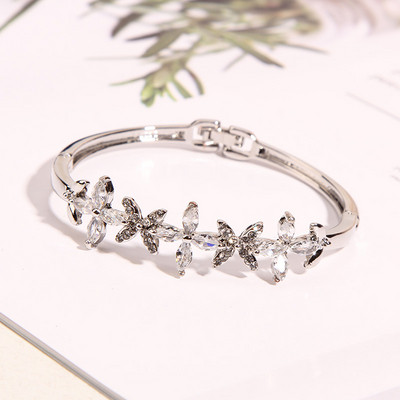 Bratara de dama moderna in doua culori cu pietre