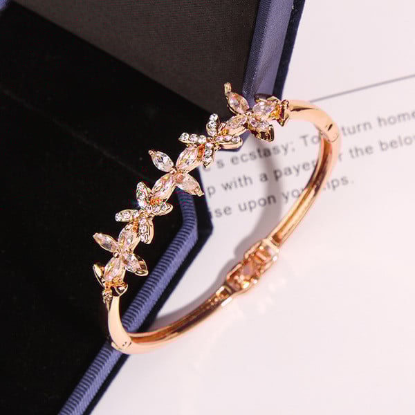 Bratara de dama moderna in doua culori cu pietre