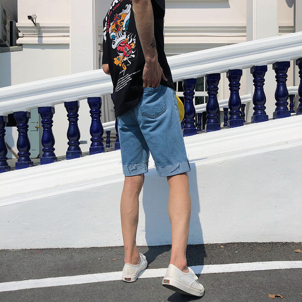 Pantaloni scurți din denim pentru bărbați de culoare deschisă