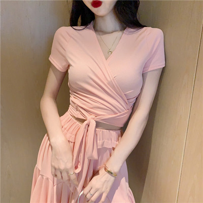 Μοντέρνο γυναικείο σετ κομψή φούστα και μπλούζα σε διάφορα χρώματα