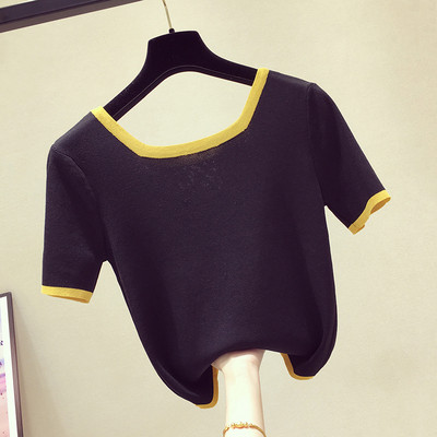 Γυναικεία μπλούζα με κοντό μανίκι σε λευκό, μαύρο και κόκκινο χρώμα