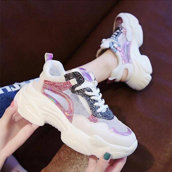 Casual γυναικεία αθληθηκά παπούτσια σε λευκό χρώμα