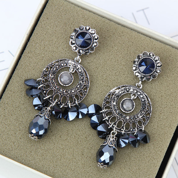 Cercei eleganti de dama cu pietre in albastru