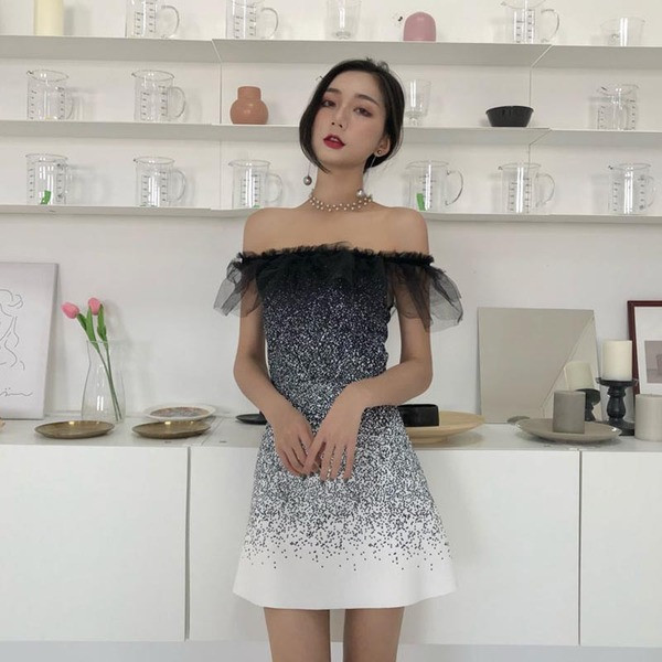 HIT Rochie moderna de dama cu tul in culoare irizata