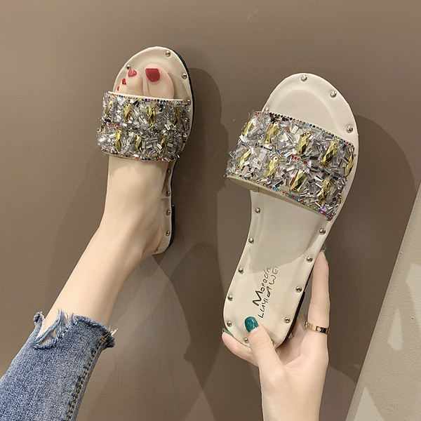 Κομψές γυναικείες παντόφλες με πέτρες σε τρία χρώματα