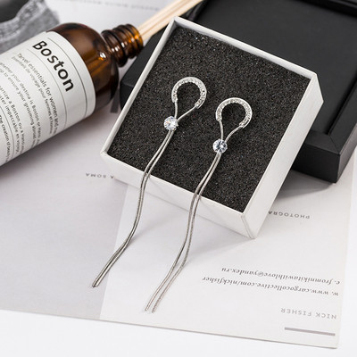 Cercei de dama de culoare argintiu si auriu