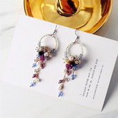 Cercei lungi de dama cu margele colorate