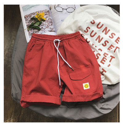 Alkalmi férfi rövidnadrág zsebbel és rátéttel több színben