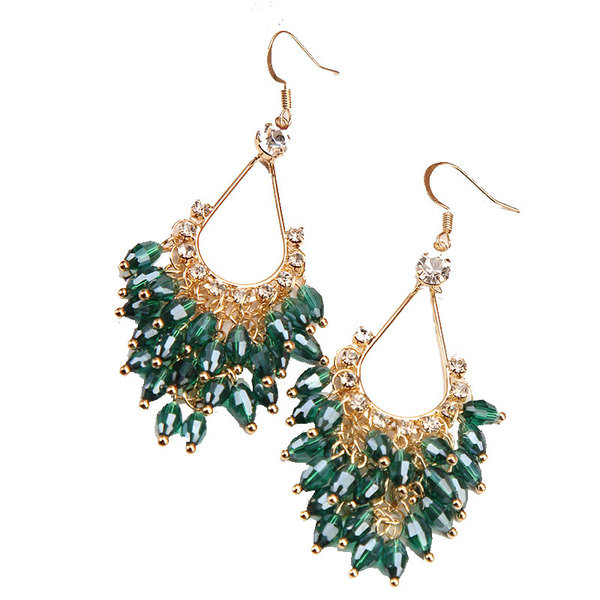 Modern női fülbevaló két színben gyöngyökkel