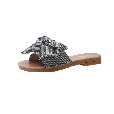 Γυναικείες παντόφλες με κορδέλα σε δύο χρώματα