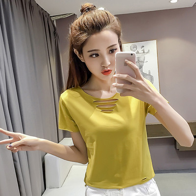 Γυναικεία casual μπλούζα με κοντό μανίκι και λαιμόκοψη μαύρο, κίτρινο και λευκό χρώμα