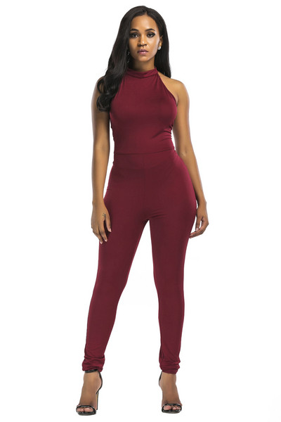 Κομψές γυναικείες φόρμες σε μαύρο και κόκκινο χρώμα