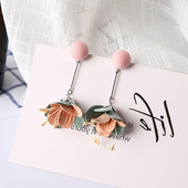 Model nou de cercei dama - doua culori