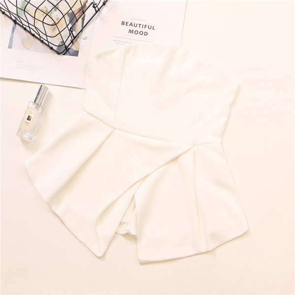 Maieu de damă fără bretele în alb, negru, albastru și visiniu