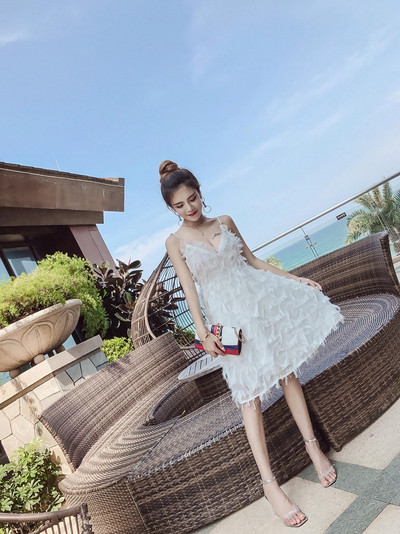 Κομψό γυναικείο φόρεμα σε διάφορα χρώματα