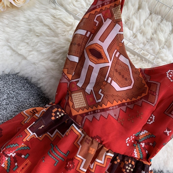 Rochie lunga de dama eleganta cu bretele subtiri