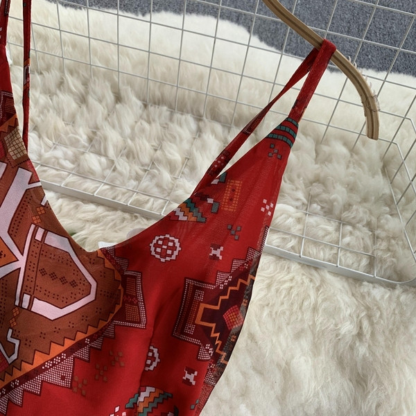 Rochie lunga de dama eleganta cu bretele subtiri