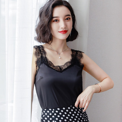 Modern női felső, csipkepántokkal, többféle színben