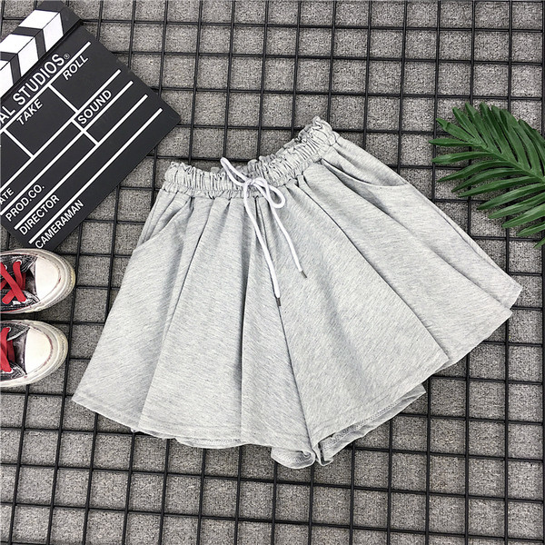 Ежедневен дамски комплект от две части в сив и черен цвят 