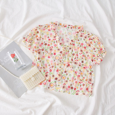 Καθημερινή γυναικεία μπλούζα με ντεκολτέ σε σχήμα V