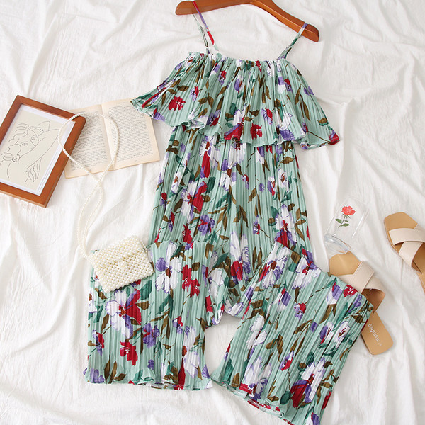 Modern női overall több színben virágos motívumokkal