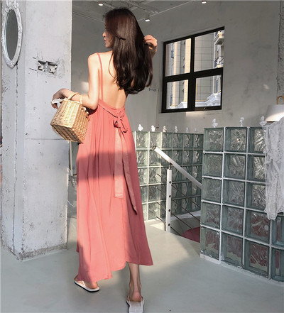 Μακρύ γυναικείο φόρεμα με λεπτές λωρίδες