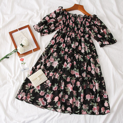 Νέο μοντέλο γυναικείου φόρεμα με λεπτά τιραντάκια