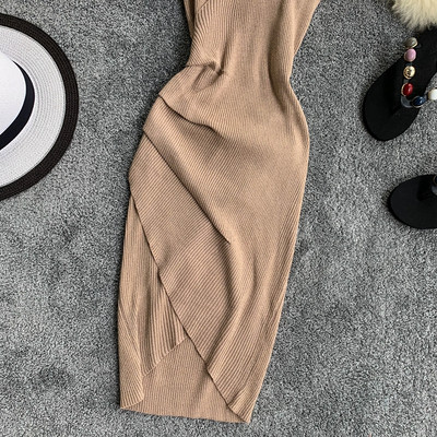 Rochie de dama cu decolteu in V si bretele metalice