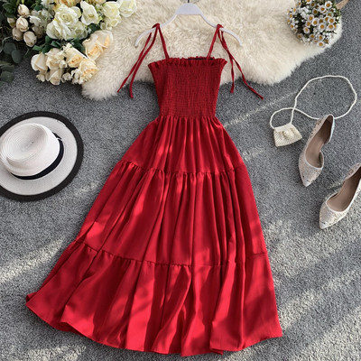 Μοντέρνο γυναικείο φόρεμα με λεπτές λωρίδες σε διάφορα χρώματα