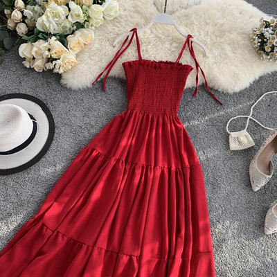 Μοντέρνο γυναικείο φόρεμα με λεπτές λωρίδες σε διάφορα χρώματα