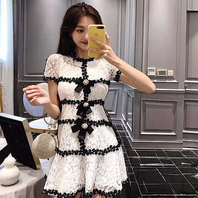 Rochie de dama eleganta cu broderie din dantela si panglici