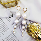 Cercei eleganti de dama in alb cu perle